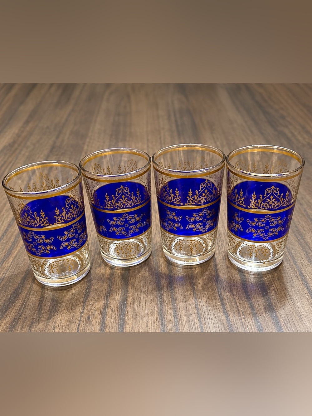 Vintage-Style Blue and Gold Glass Tumbler Set - Elegant Home Dining
